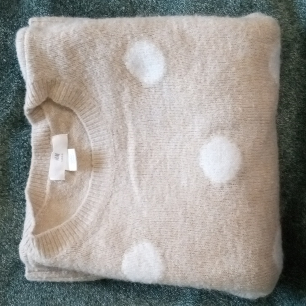 H&M sweater